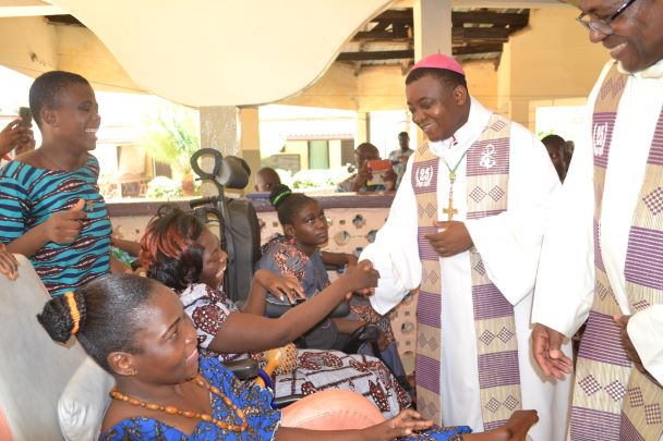 footer-widget-gallery